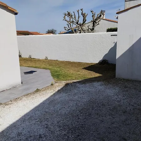Holiday home Maison Familiale A Avec Jardin *